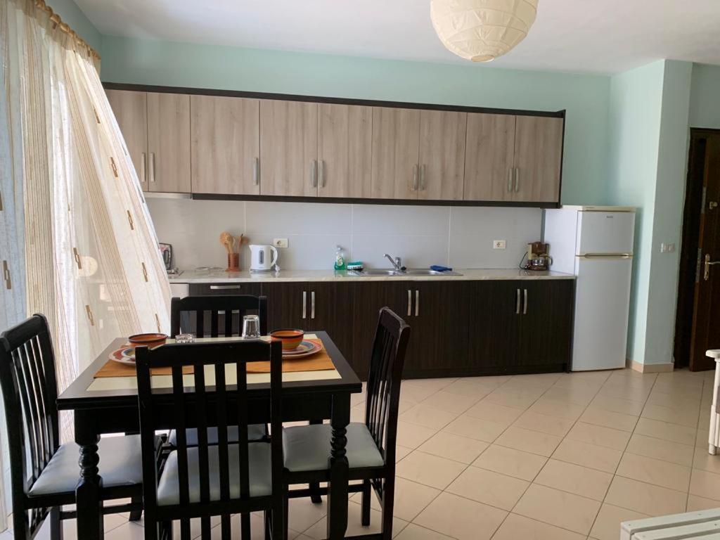 Rezidenca E Kalter Apartments Sarande Luaran gambar