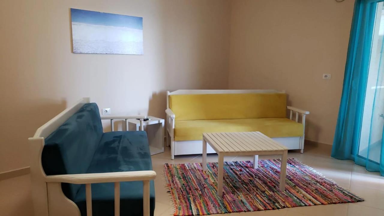 Rezidenca E Kalter Apartments Sarande Luaran gambar